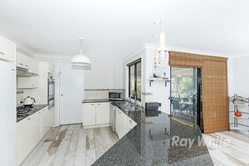 3 Peppertree Circuit, Toronto - Thumbnail 2