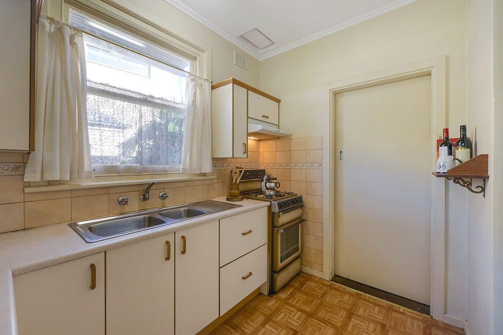 46 Harris Road, Vale Park SA 5081, Vale Park - Thumbnail 4