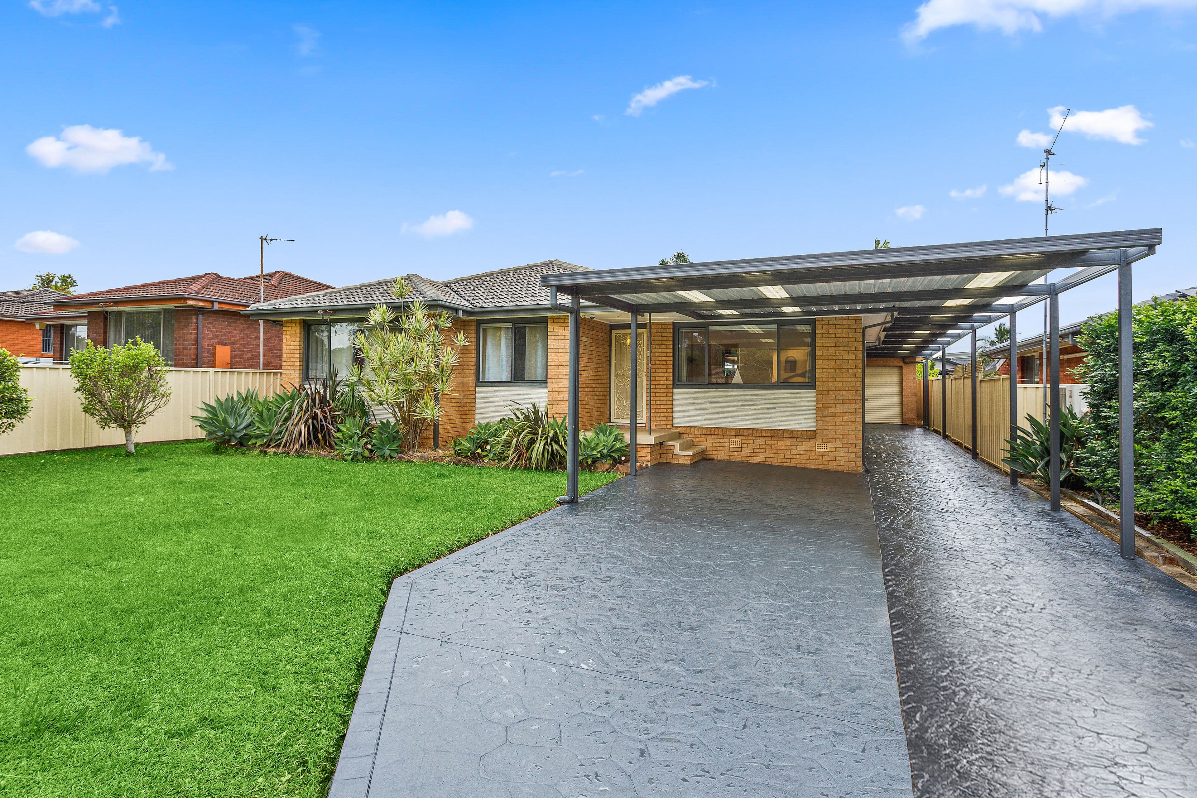 72 Devonshire Crescent, Oak Flats NSW 2529, Oak Flats - Image 1