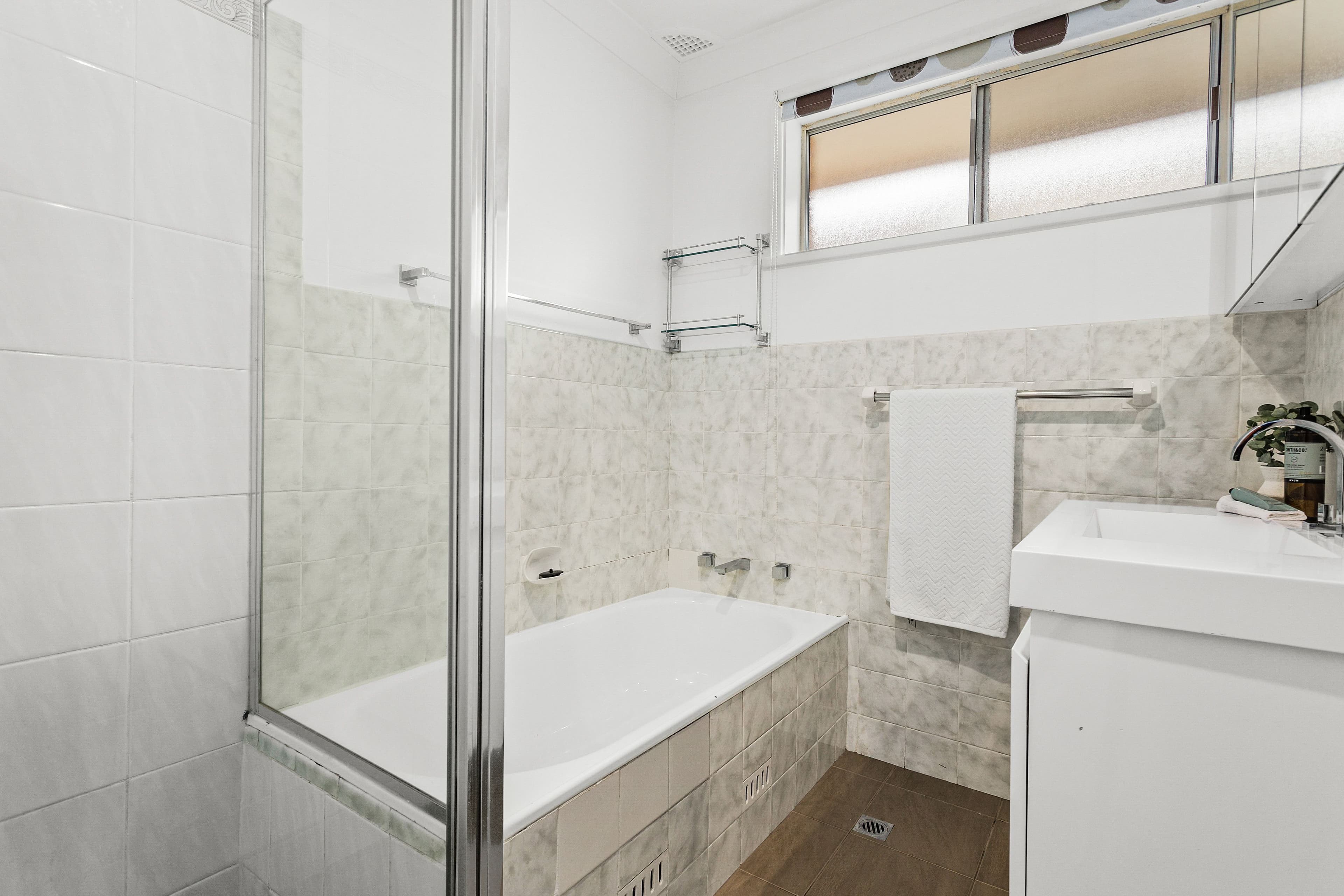 72 Devonshire Crescent, Oak Flats NSW 2529, Oak Flats - Thumbnail 8
