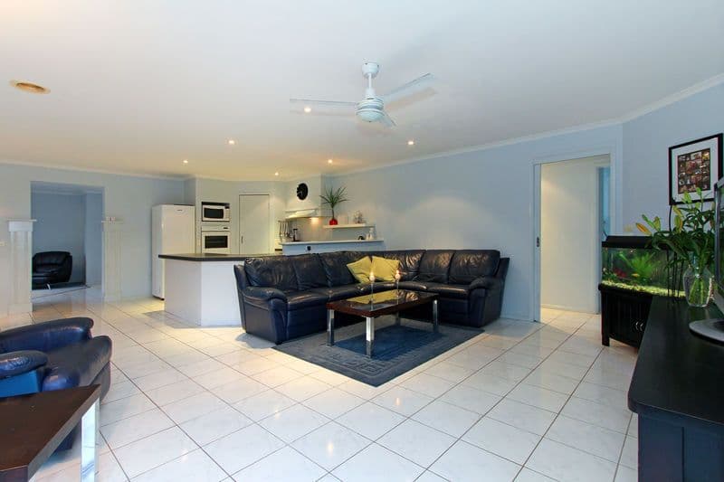 12 Coleman Crescent, ROSEBUD VIC 3939, Rosebud - Thumbnail 4