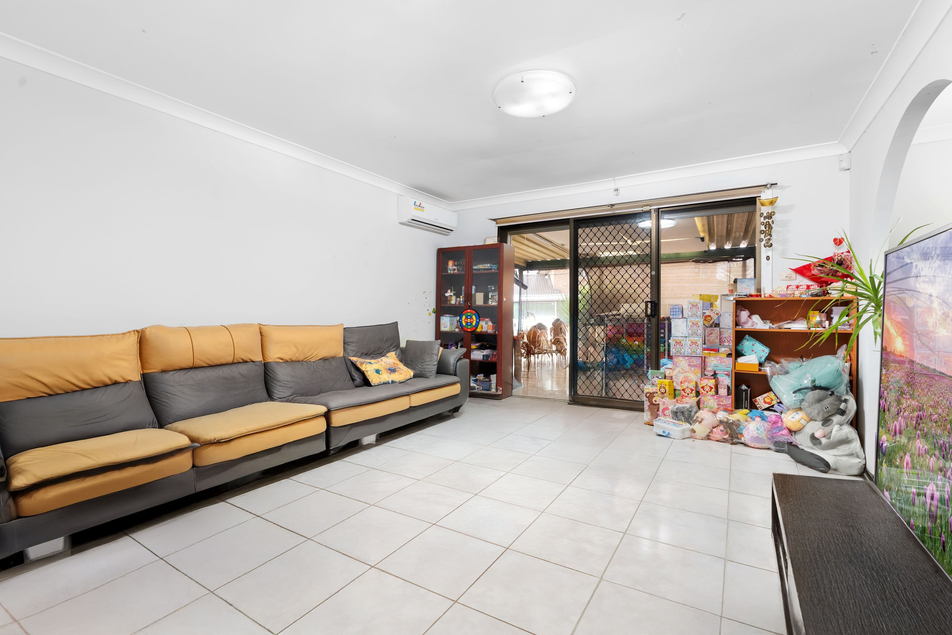 12 O'Meally Street, Prairiewood NSW 2176, Prairiewood - Thumbnail 2