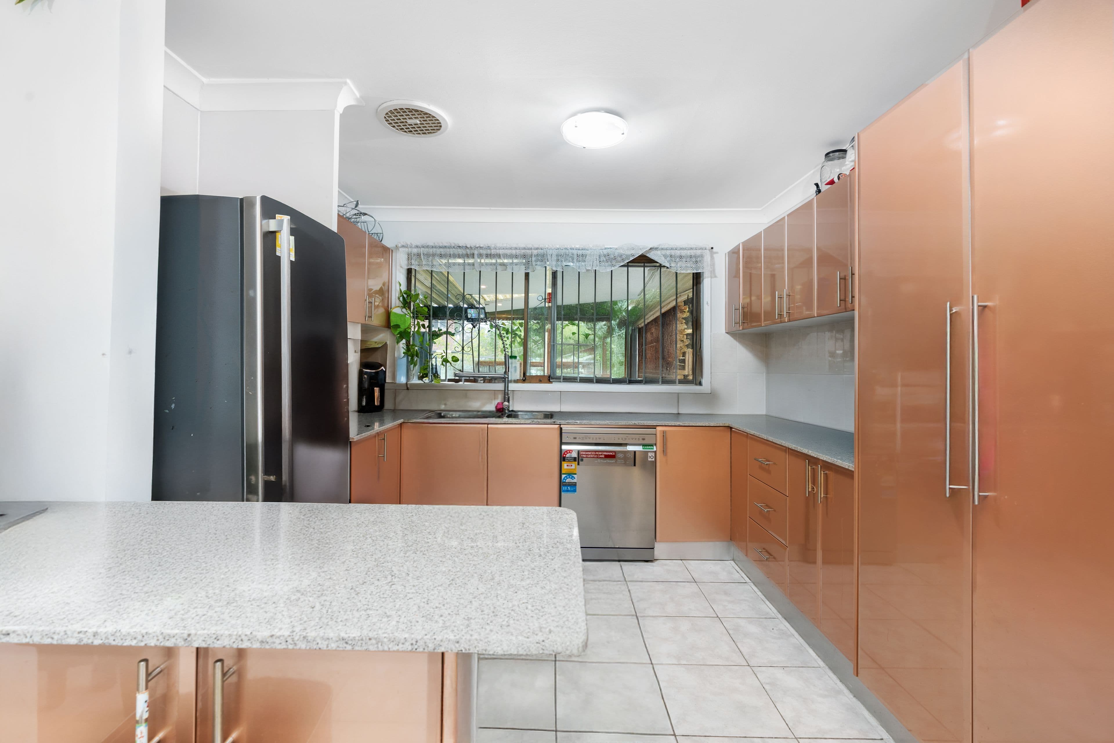 12 O'Meally Street, Prairiewood NSW 2176, Prairiewood - Thumbnail 4