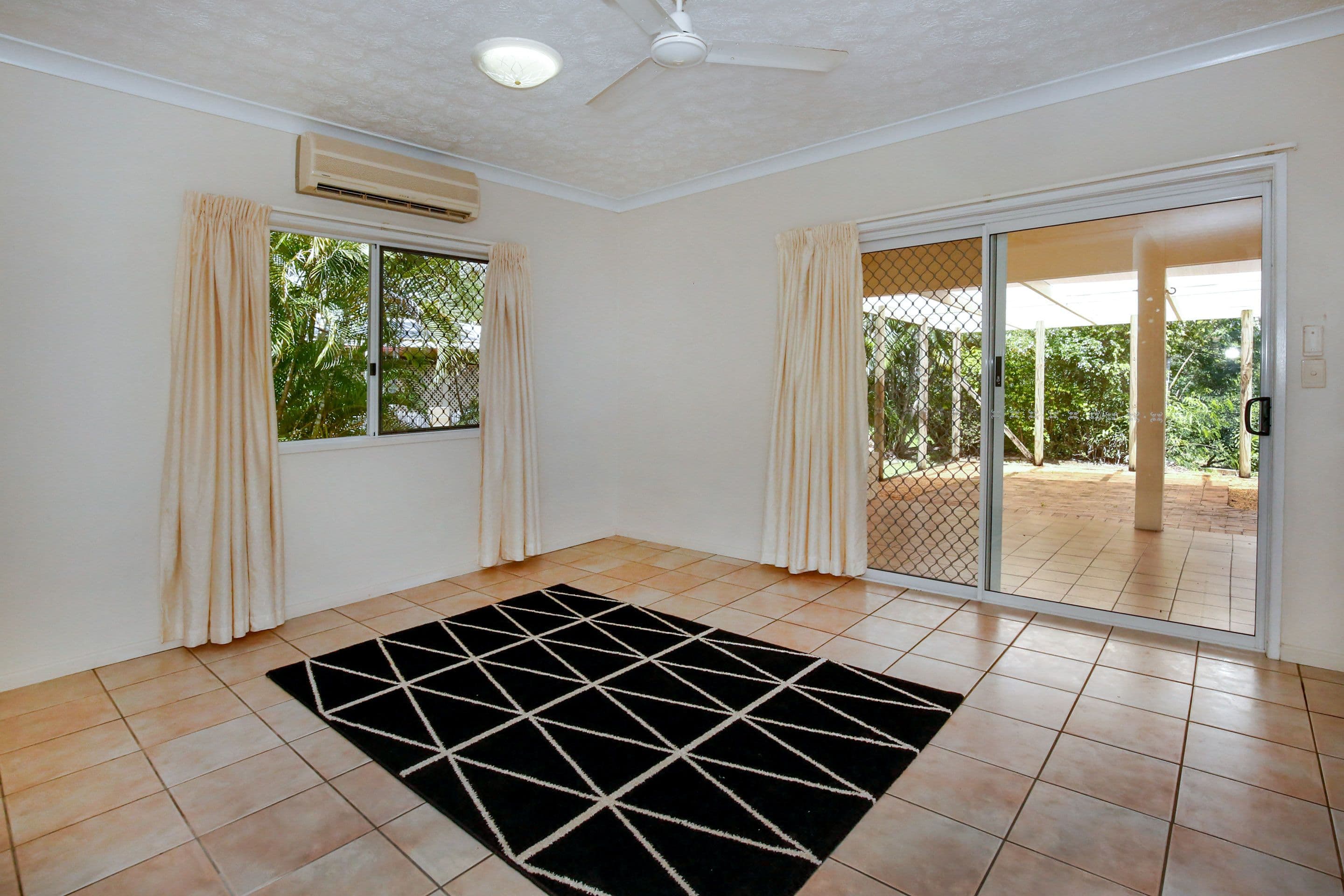 3 Morestone Street, Annandale QLD 4814, Annandale - Thumbnail 4