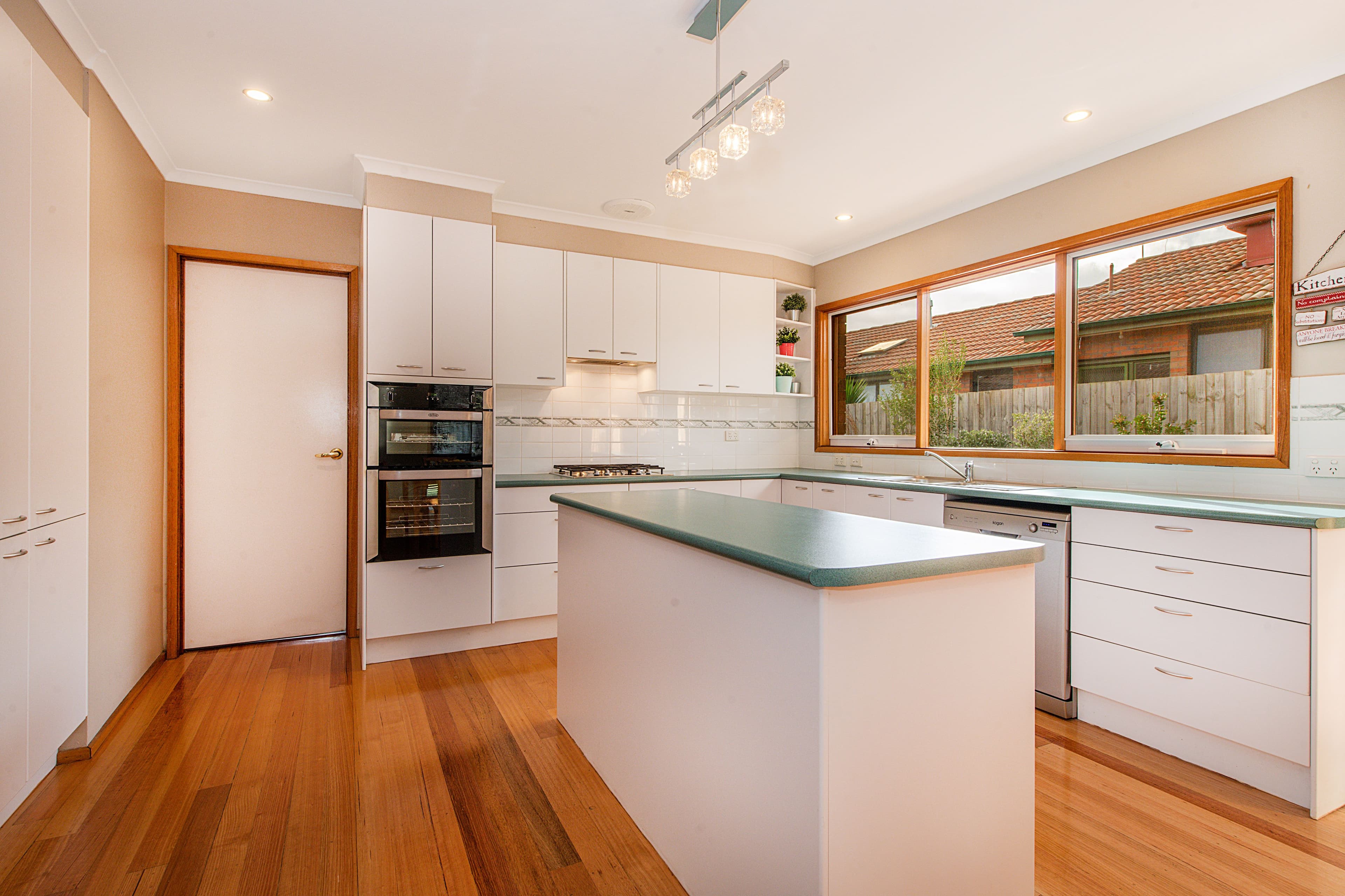 13 Michigan Place, Rowville VIC 3178, Rowville - Thumbnail 2