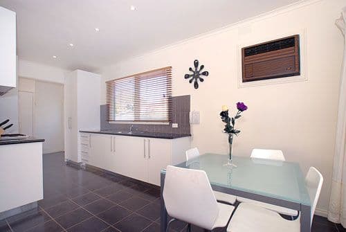 17 Kleinert Road, BORONIA VIC 3155, Boronia - Thumbnail 3