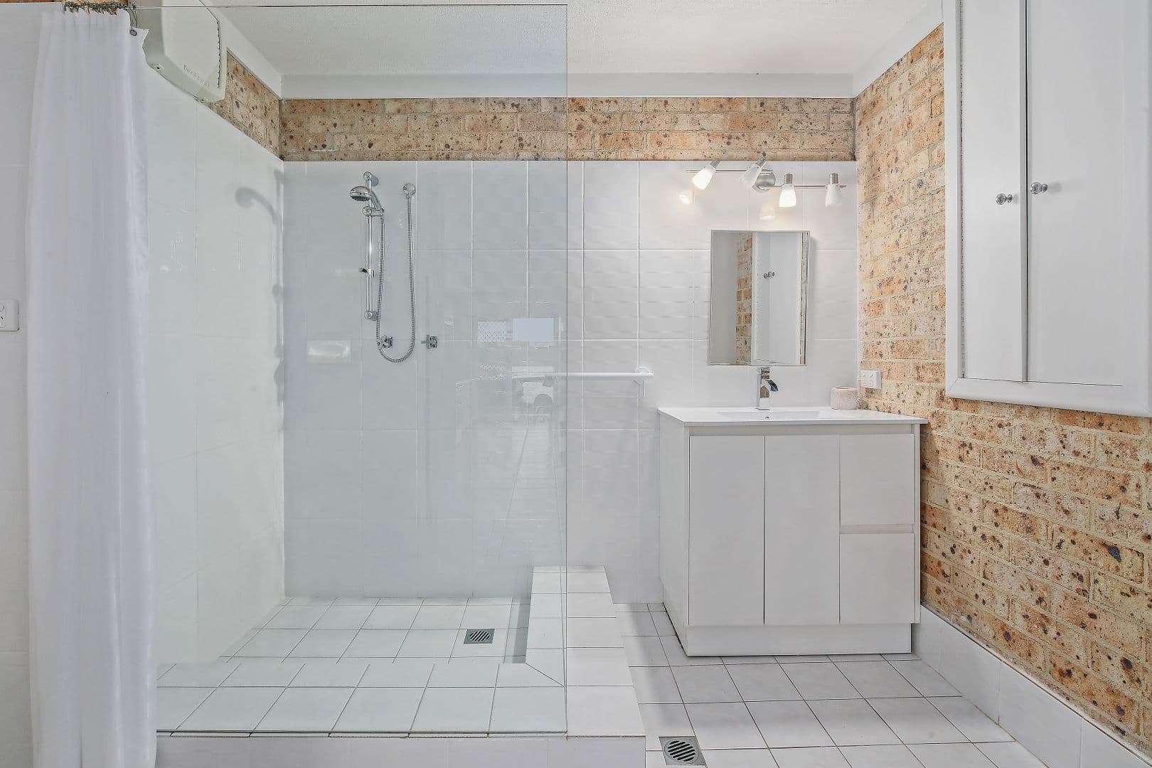 89 Daley Avenue, Daleys Point NSW 2257, Daleys Point - Thumbnail 7