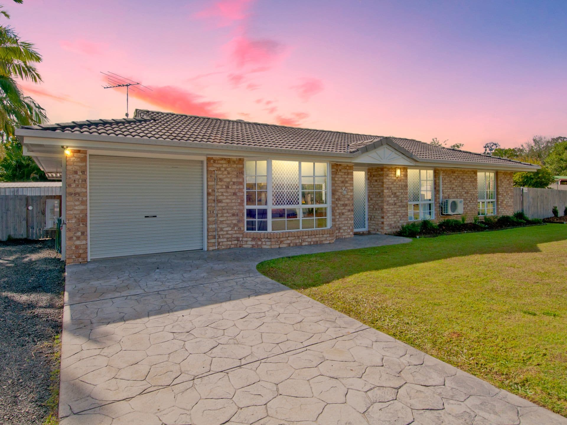 11 Foxdale Court, Waterford West QLD 4133, Waterford West - Image 1