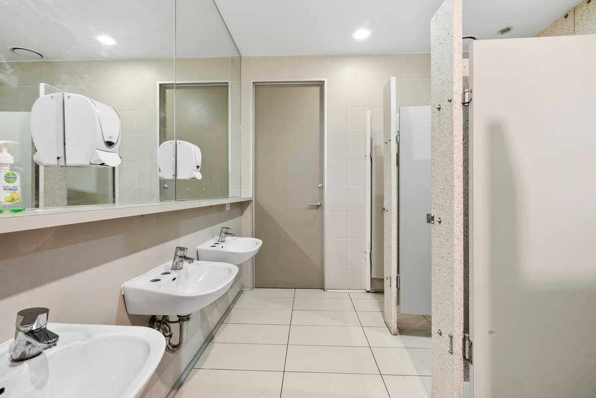 307-331....... Wyndham Street, Shepparton, Shepparton - Thumbnail 8