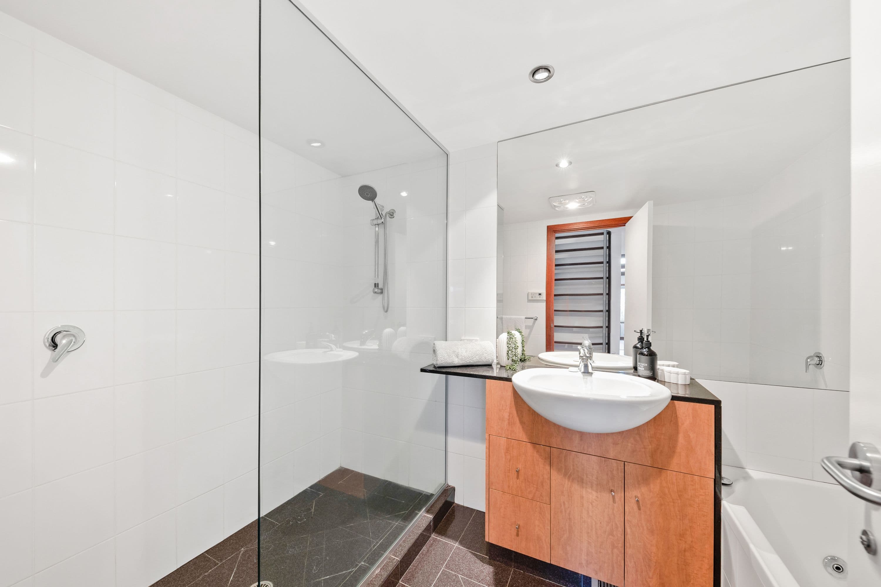 22 Earle Street, Lyneham ACT 2602, Lyneham - Thumbnail 7