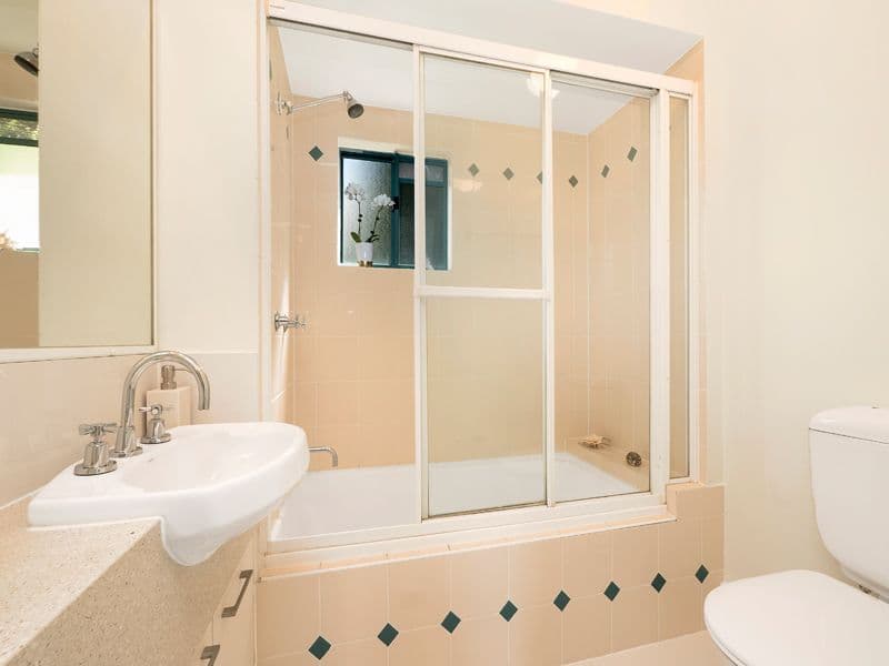 108 Victoria Street, Spring Hill QLD 4000, Spring Hill - Thumbnail 5