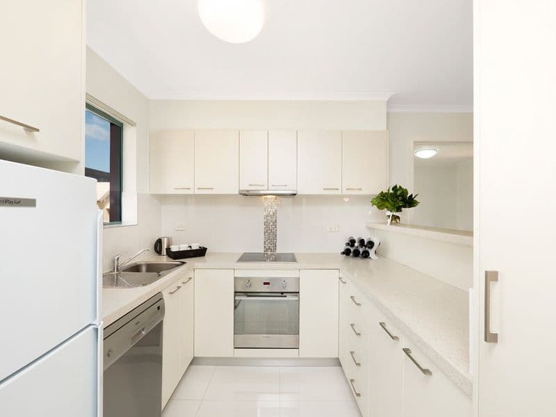 108 Victoria Street, Spring Hill QLD 4000, Spring Hill - Thumbnail 8