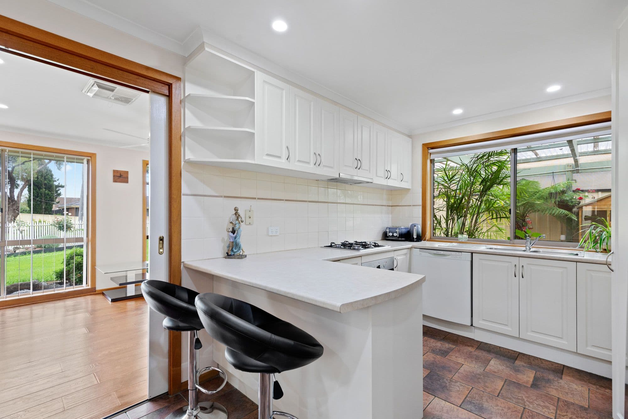 5 Woorite Place, Wyndham Vale VIC 3024, Wyndham Vale - Thumbnail 2