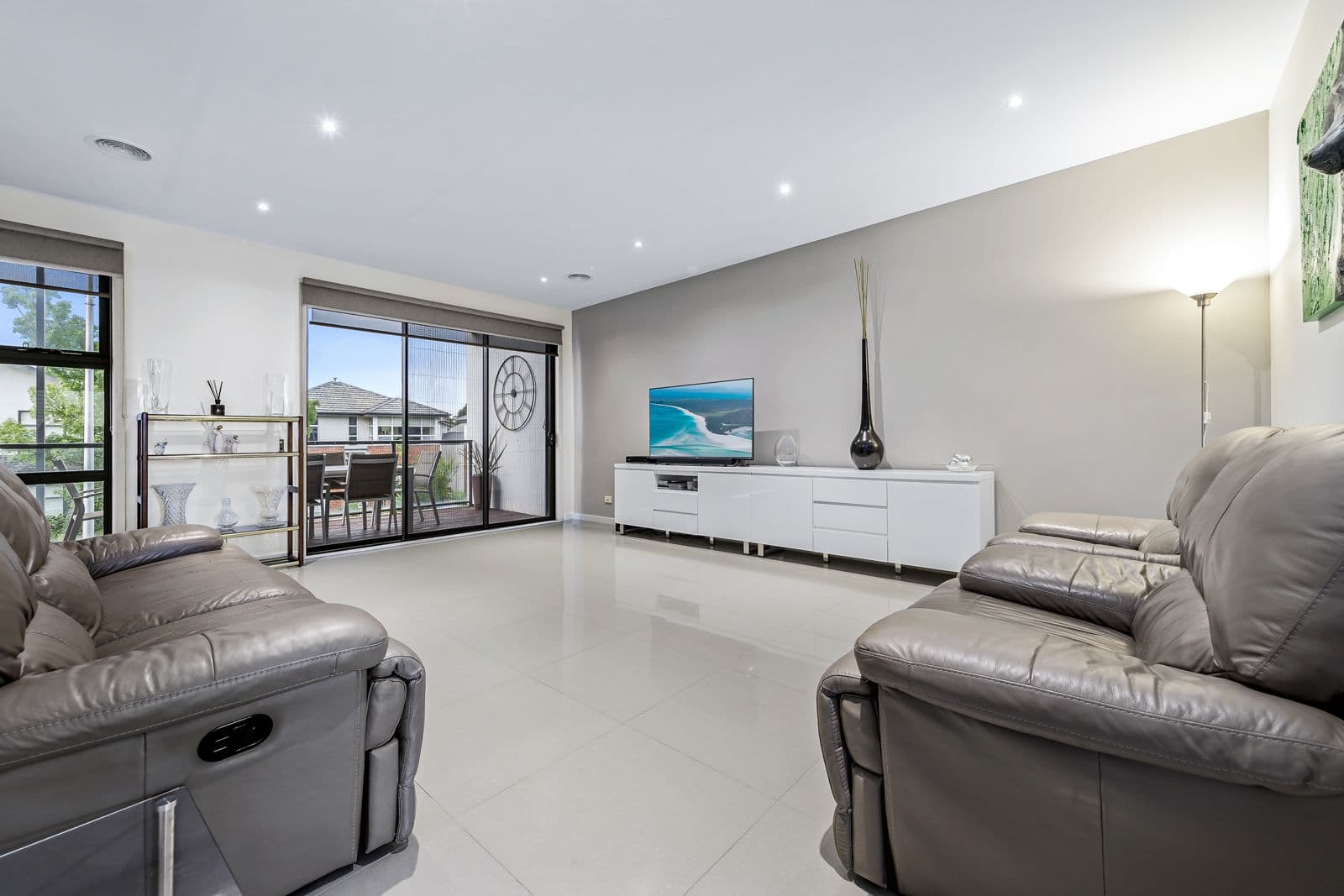4B Stadium Circuit, Mulgrave VIC 3170, Mulgrave - Thumbnail 2