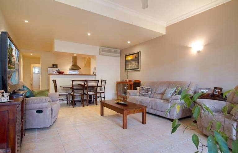 2 Greenslopes Street, Cairns North QLD 4870, Cairns North - Thumbnail 4