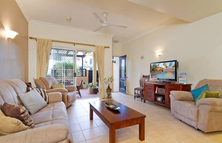 2 Greenslopes Street, Cairns North QLD 4870, Cairns North - Thumbnail 7
