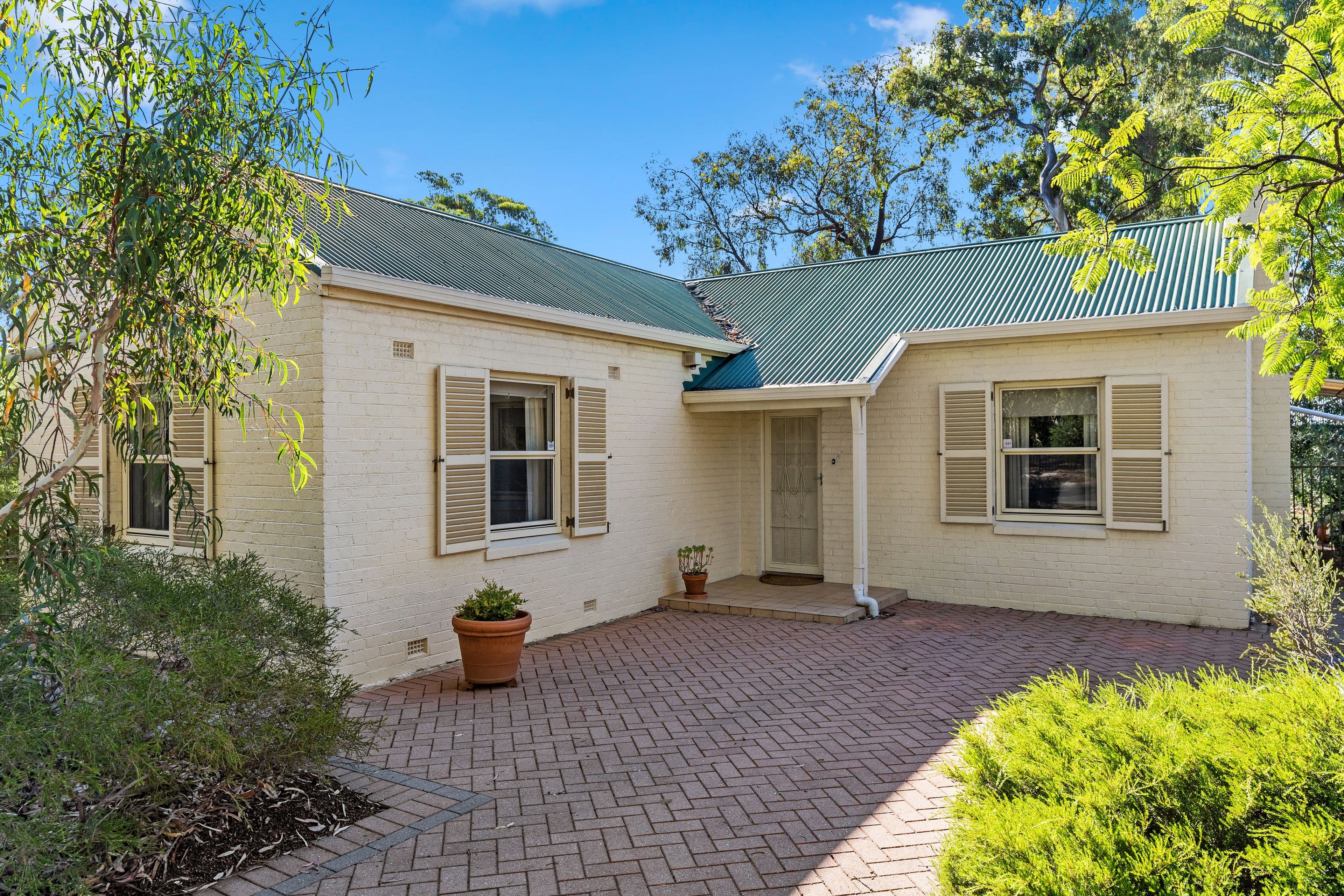 30 Minchinbury Terrace, Marion SA 5043, Marion - Image 1