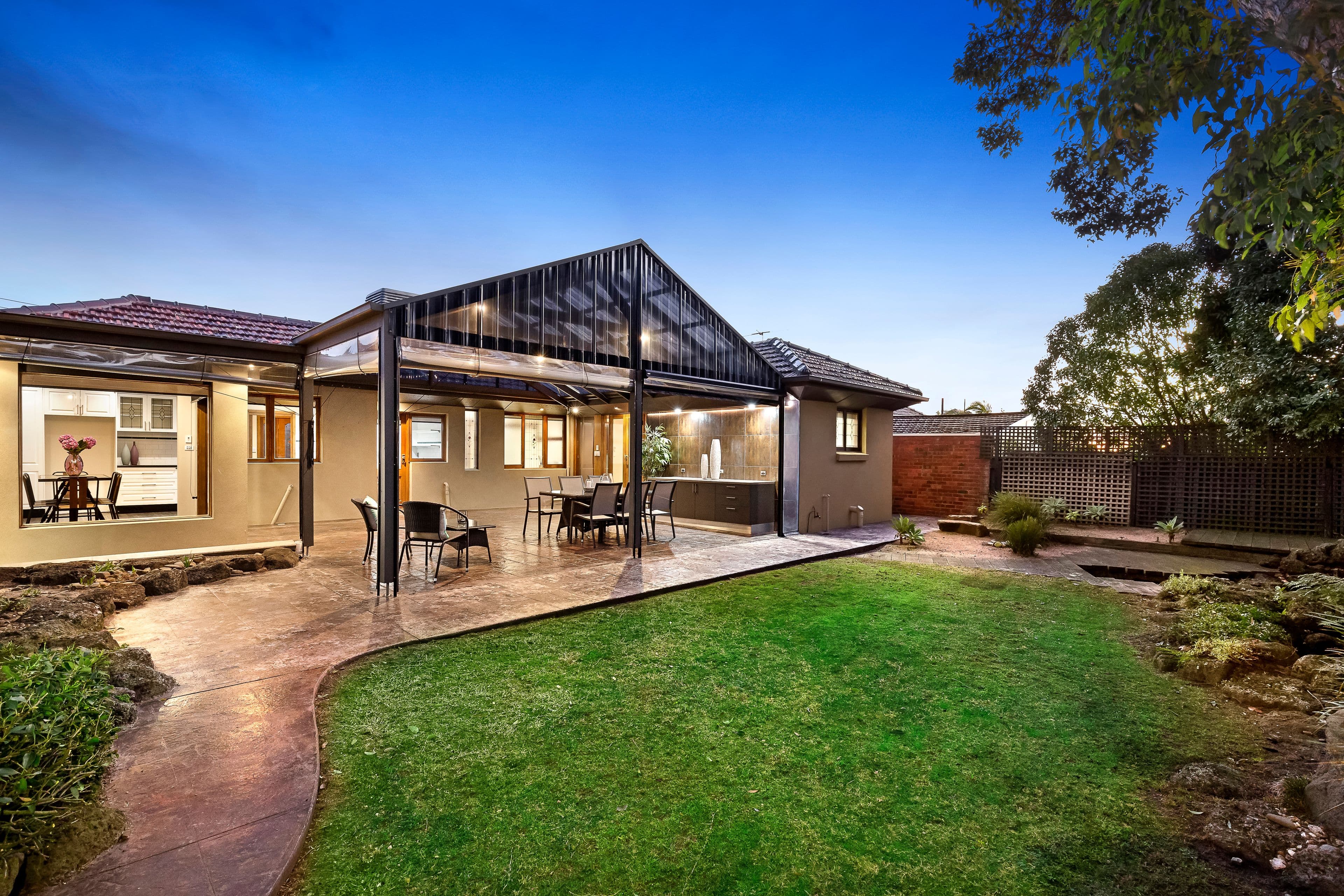 33 Ferntree Gully Road, Oakleigh VIC 3166, Oakleigh - Image 1