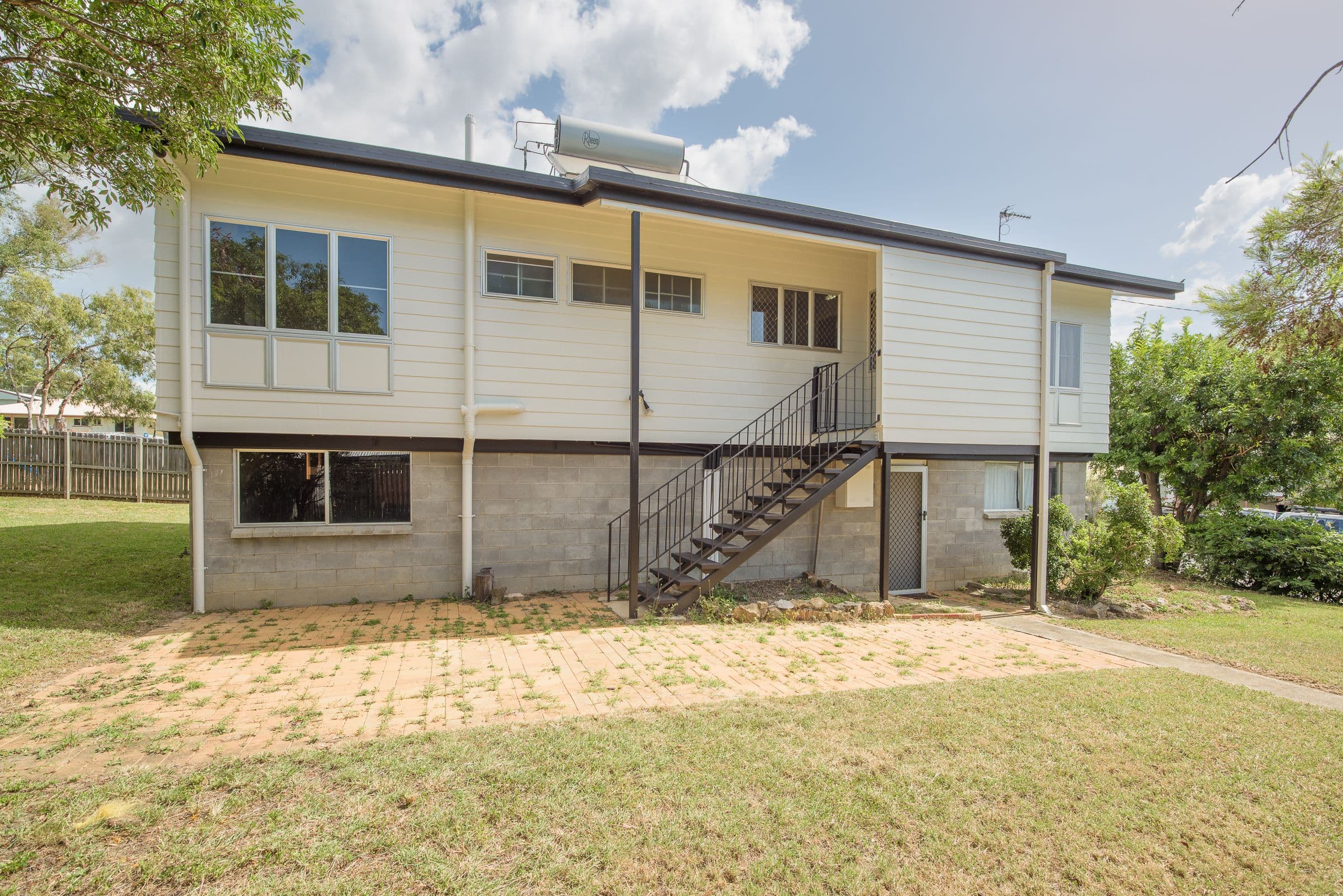 14 Alder Street, New Auckland QLD 4680, New Auckland - Thumbnail 2
