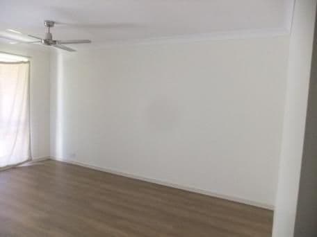 4 Tannadice Court, Regents Park QLD 4118, Regents Park - Thumbnail 4
