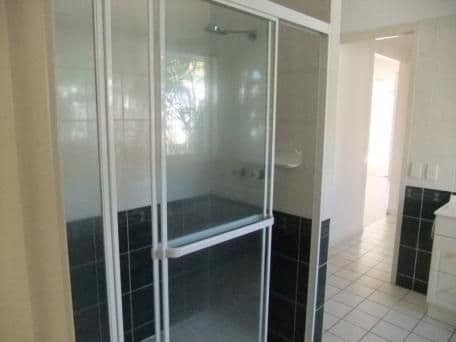4 Tannadice Court, Regents Park QLD 4118, Regents Park - Thumbnail 5