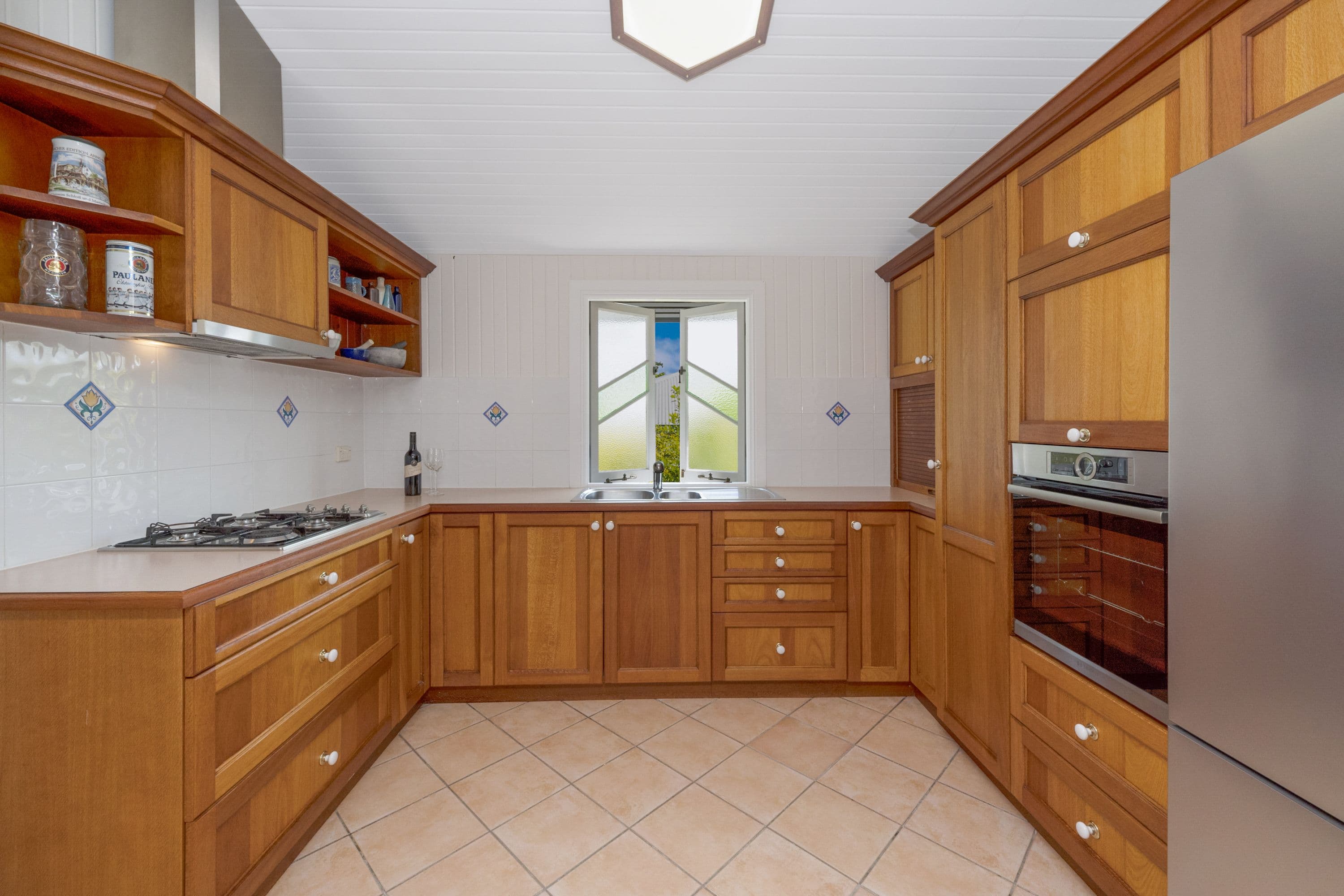36 rose Street, North Ward QLD 4810, North Ward - Thumbnail 5