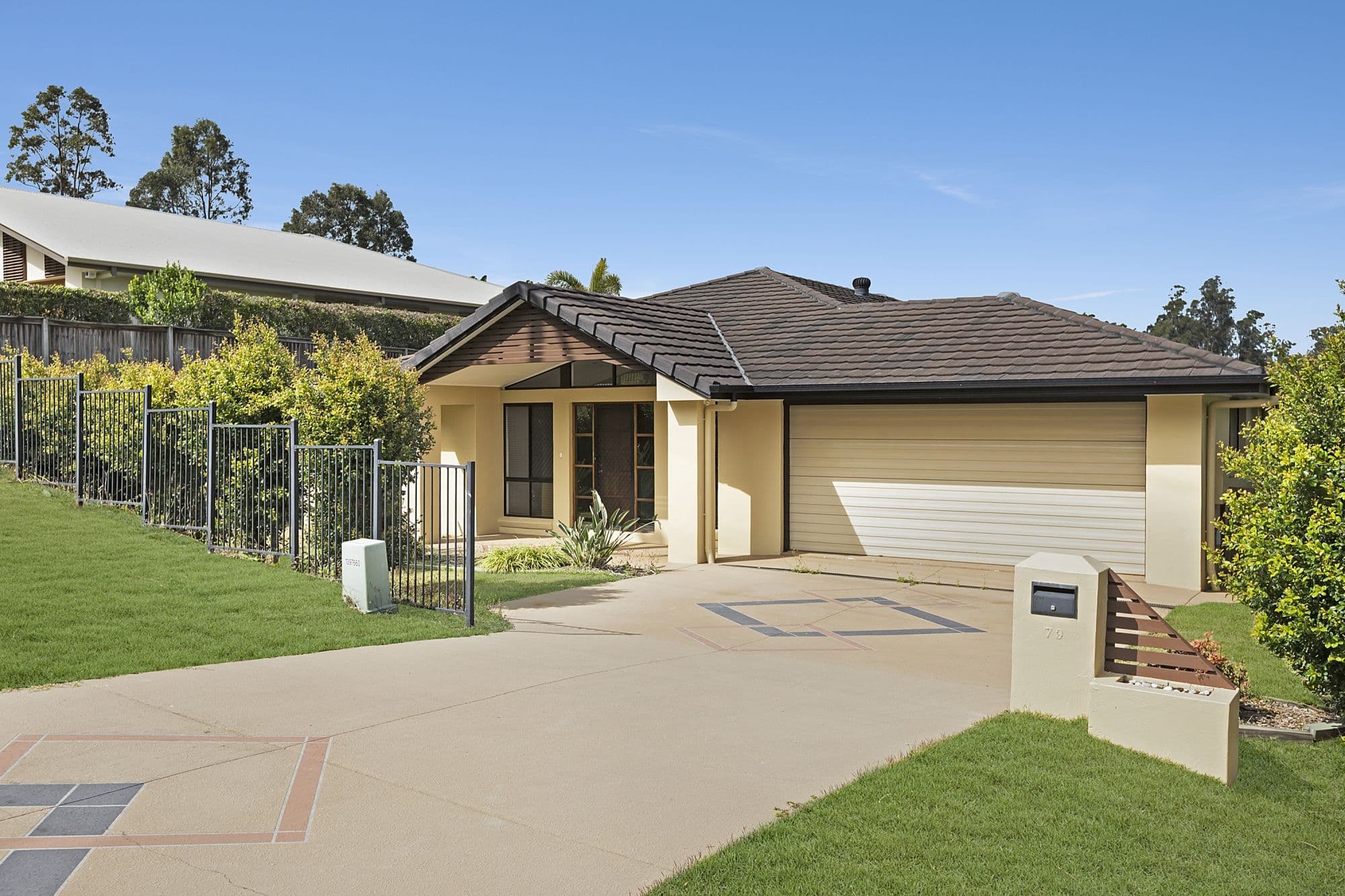 79 Faheys Road West, Albany Creek QLD 4035, Albany Creek - Thumbnail 2