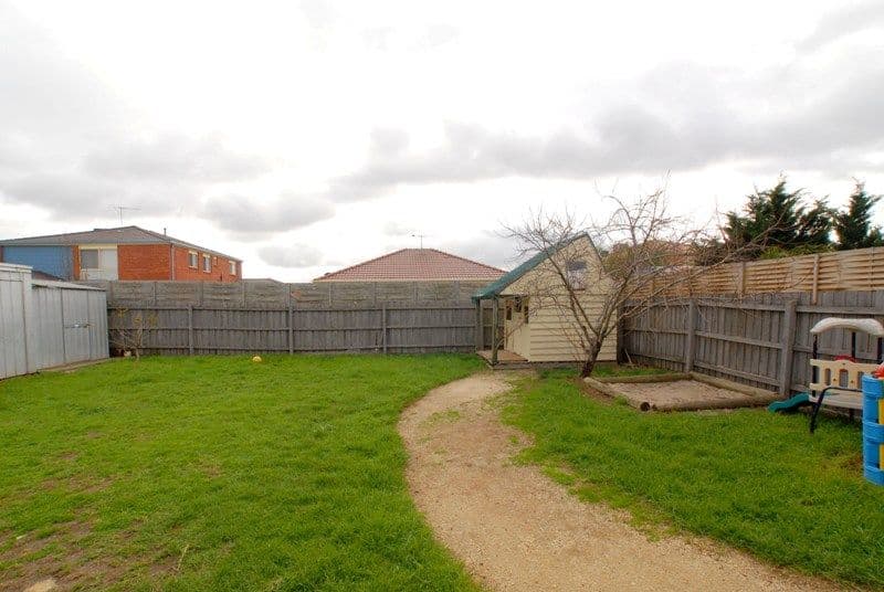 24 Karinya Close, WERRIBEE VIC 3030, Werribee - Thumbnail 3
