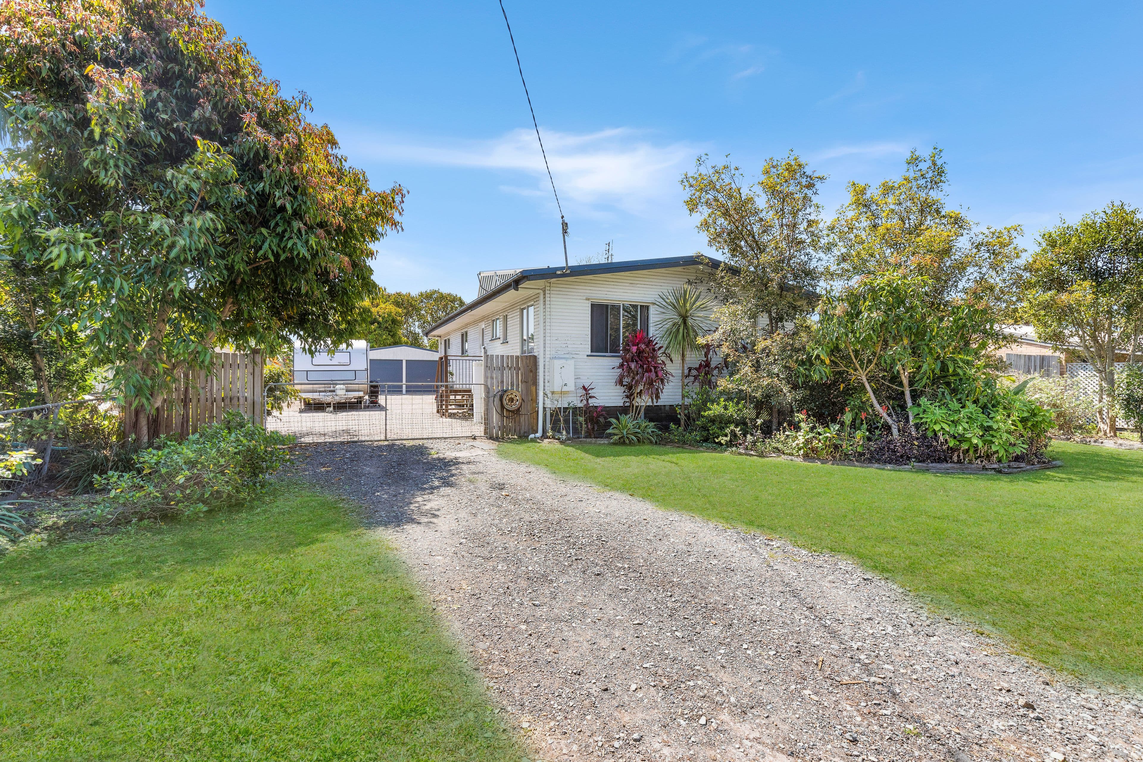 9 Beerwah Street, Landsborough QLD 4550, Landsborough - Thumbnail 2