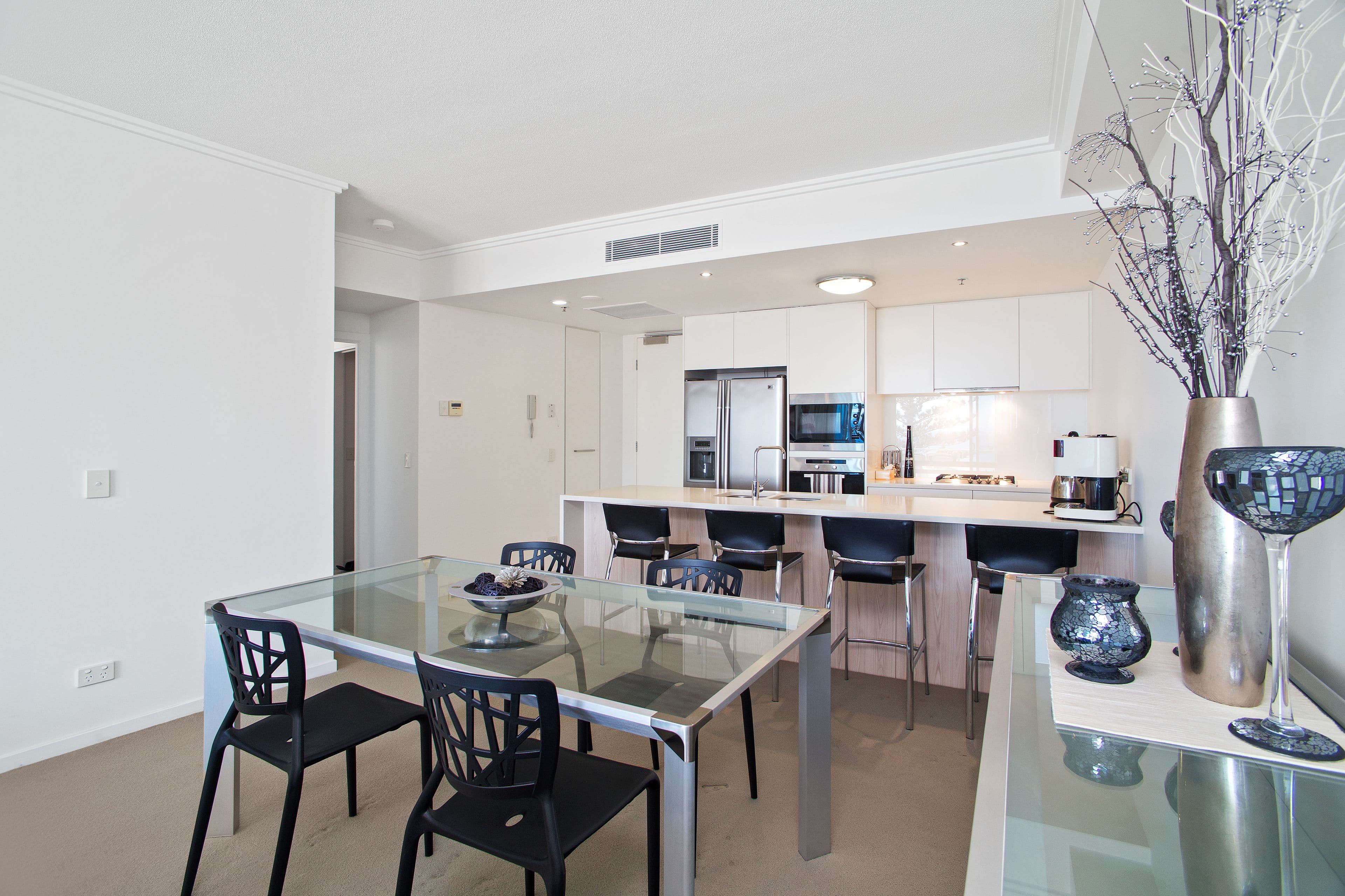 110 Marine Parade, Coolangatta QLD 4225, Coolangatta - Thumbnail 8