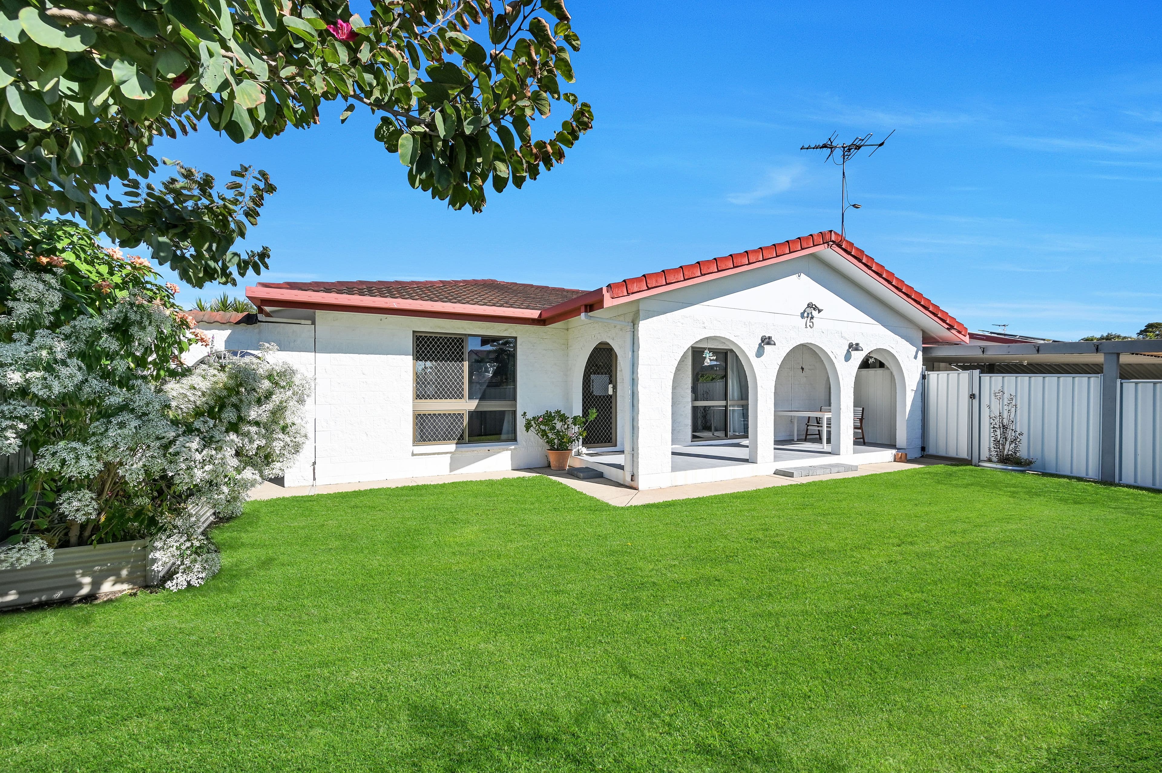 75 Whitsunday Drive, Kirwan QLD 4817, Kirwan - Image 1