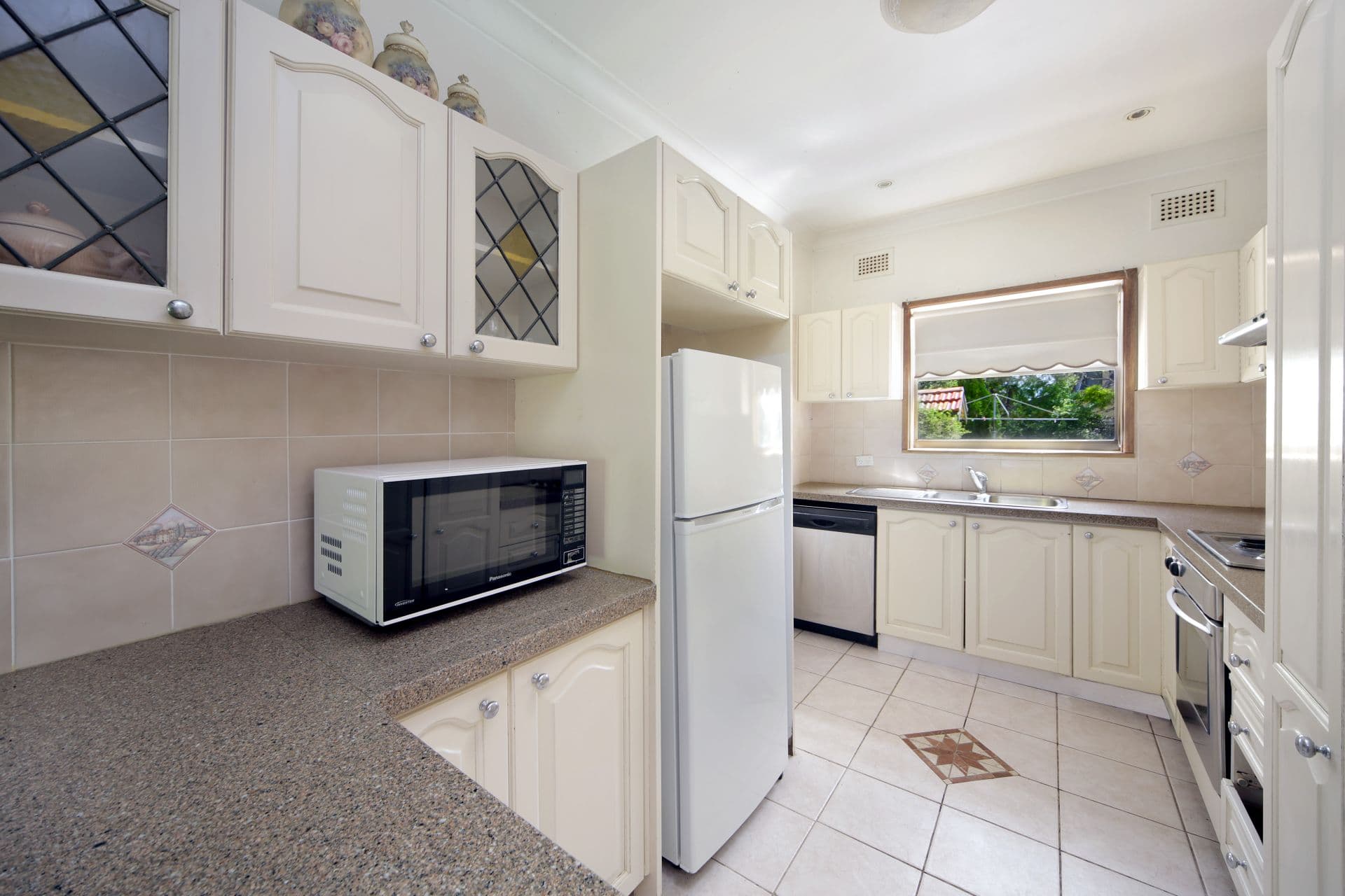 51 Raglan Road, Miranda, Miranda - Thumbnail 4