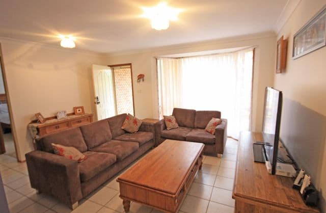 37 Withnell Crescent, ST HELENS PARK NSW 2560, St Helens Park - Thumbnail 2