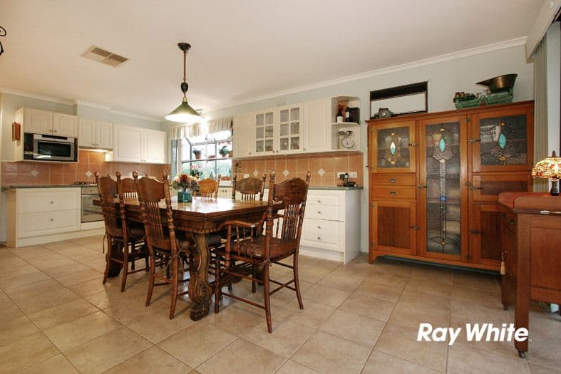 28 Margaret Avenue, BAYSWATER VIC 3153, Bayswater - Thumbnail 8