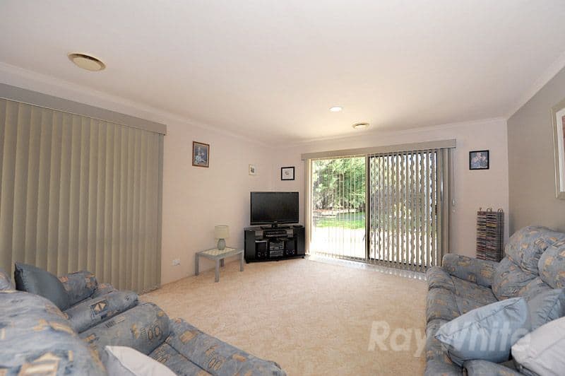 17 Landsborough Avenue, ROWVILLE VIC 3178, Rowville - Thumbnail 4