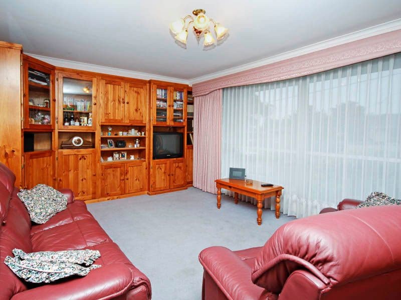 2 Olwen Avenue, BELMONT VIC 3216, Belmont - Thumbnail 4