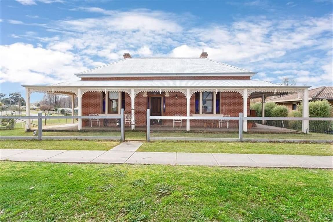 106 Tumut Street, Adelong - Image 1
