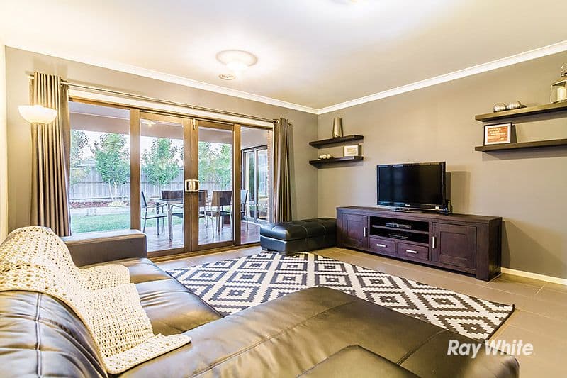 6 Dusky Bells Drive, Cranbourne West VIC 3977, Cranbourne West - Thumbnail 5