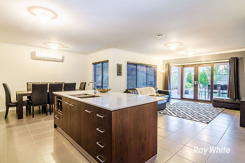 6 Dusky Bells Drive, Cranbourne West VIC 3977, Cranbourne West - Thumbnail 7