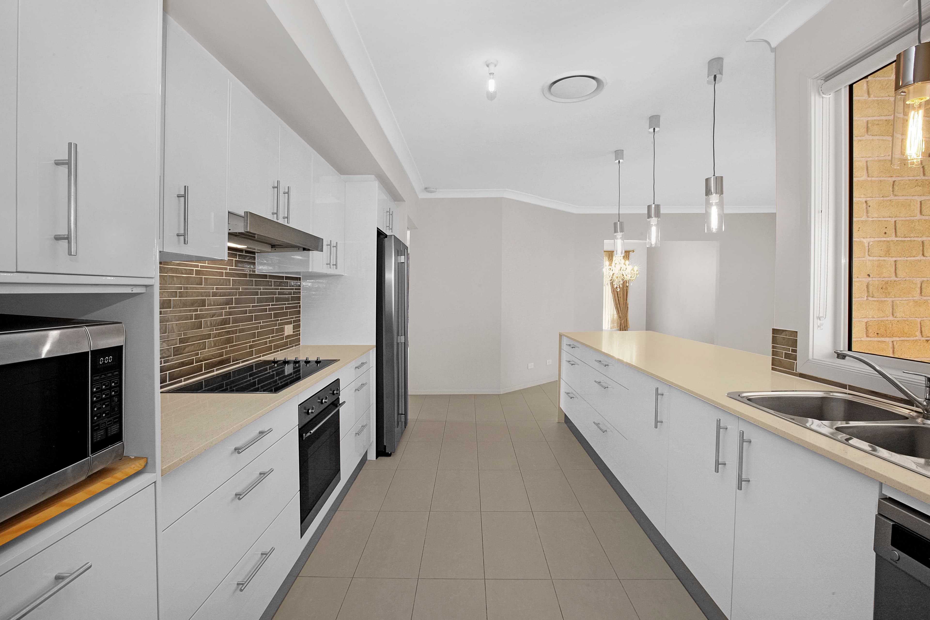 9 Feodore Drive, Cecil Hills NSW 2171, Cecil Hills - Thumbnail 3