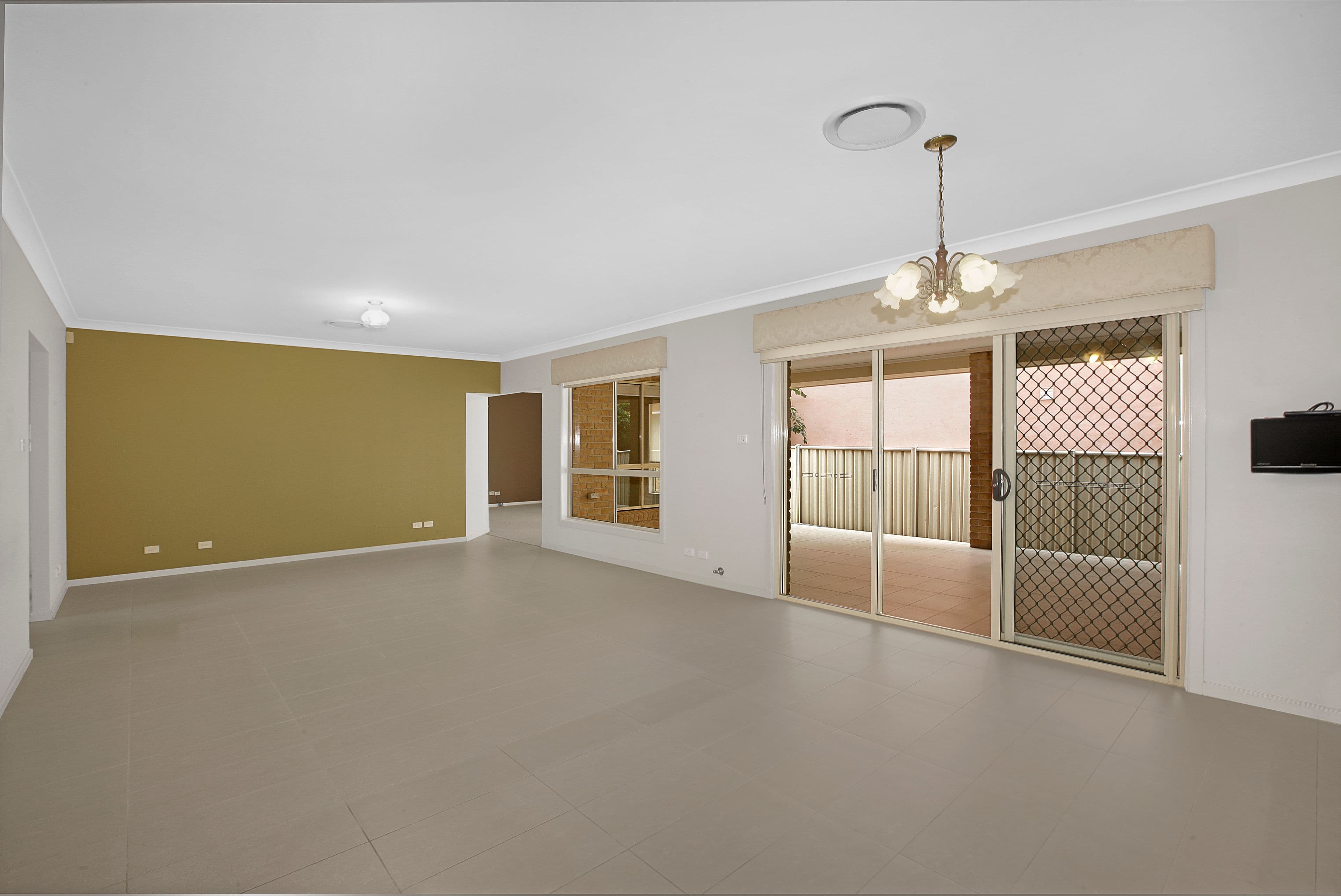 9 Feodore Drive, Cecil Hills NSW 2171, Cecil Hills - Thumbnail 4