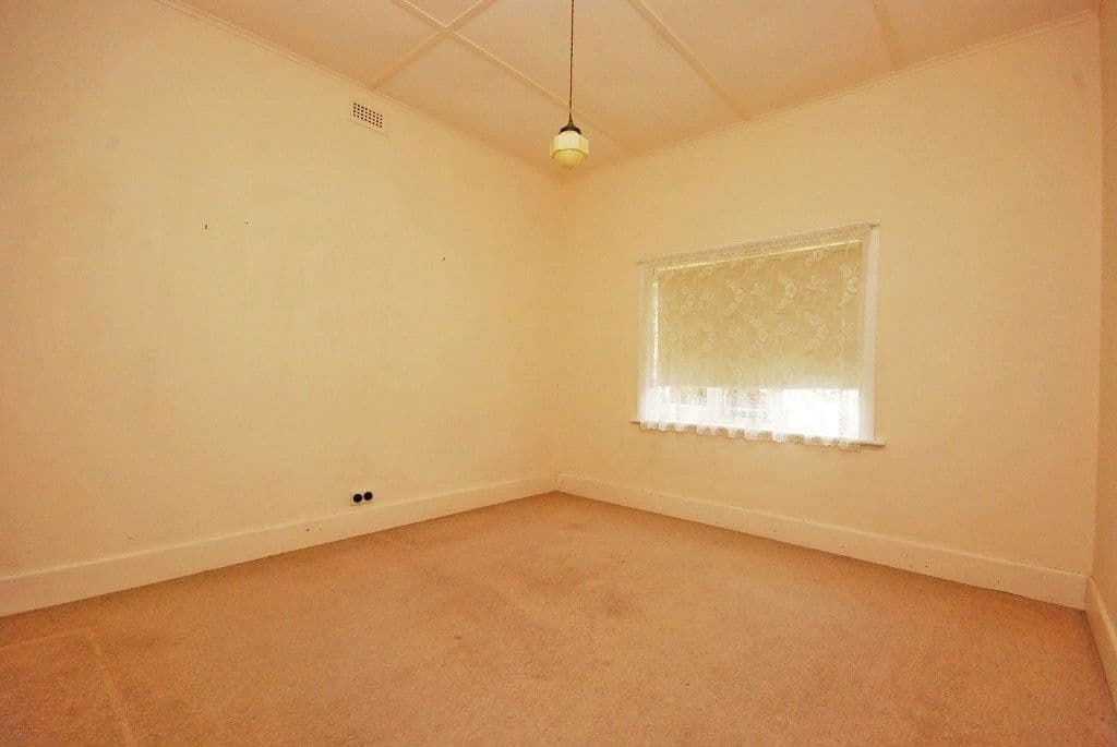 11 Inkerman Street, NEWINGTON VIC 3350, Newington - Thumbnail 7