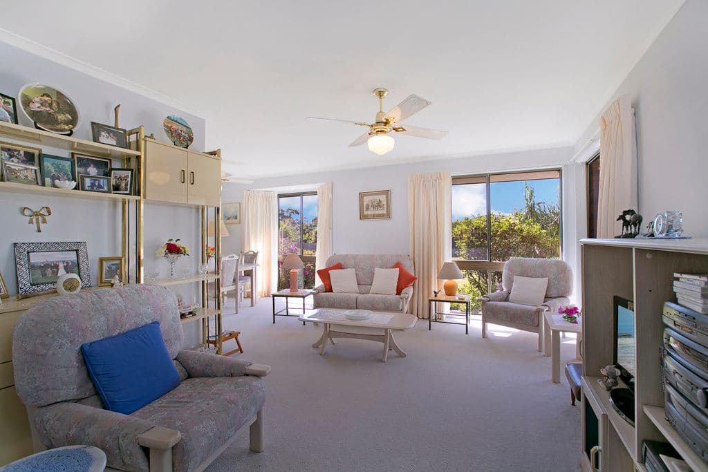 10 Mackay Place, BURLEIGH WATERS QLD 4220, Burleigh Waters - Image 1