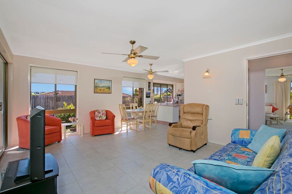 10 Mackay Place, BURLEIGH WATERS QLD 4220, Burleigh Waters - Thumbnail 7