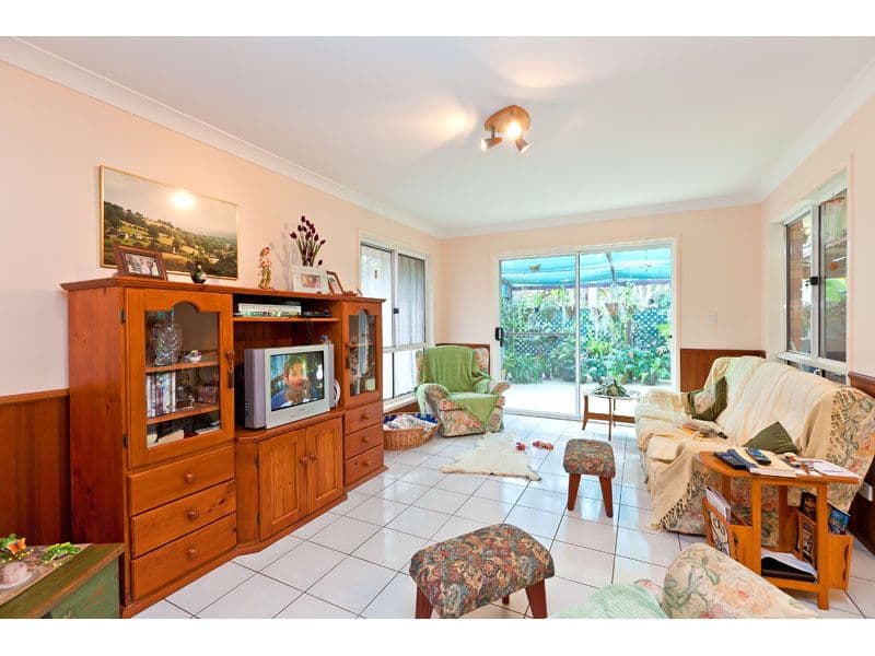 1 Wilma Cresent, RUSSELL ISLAND QLD 4184, Russell Island - Thumbnail 4