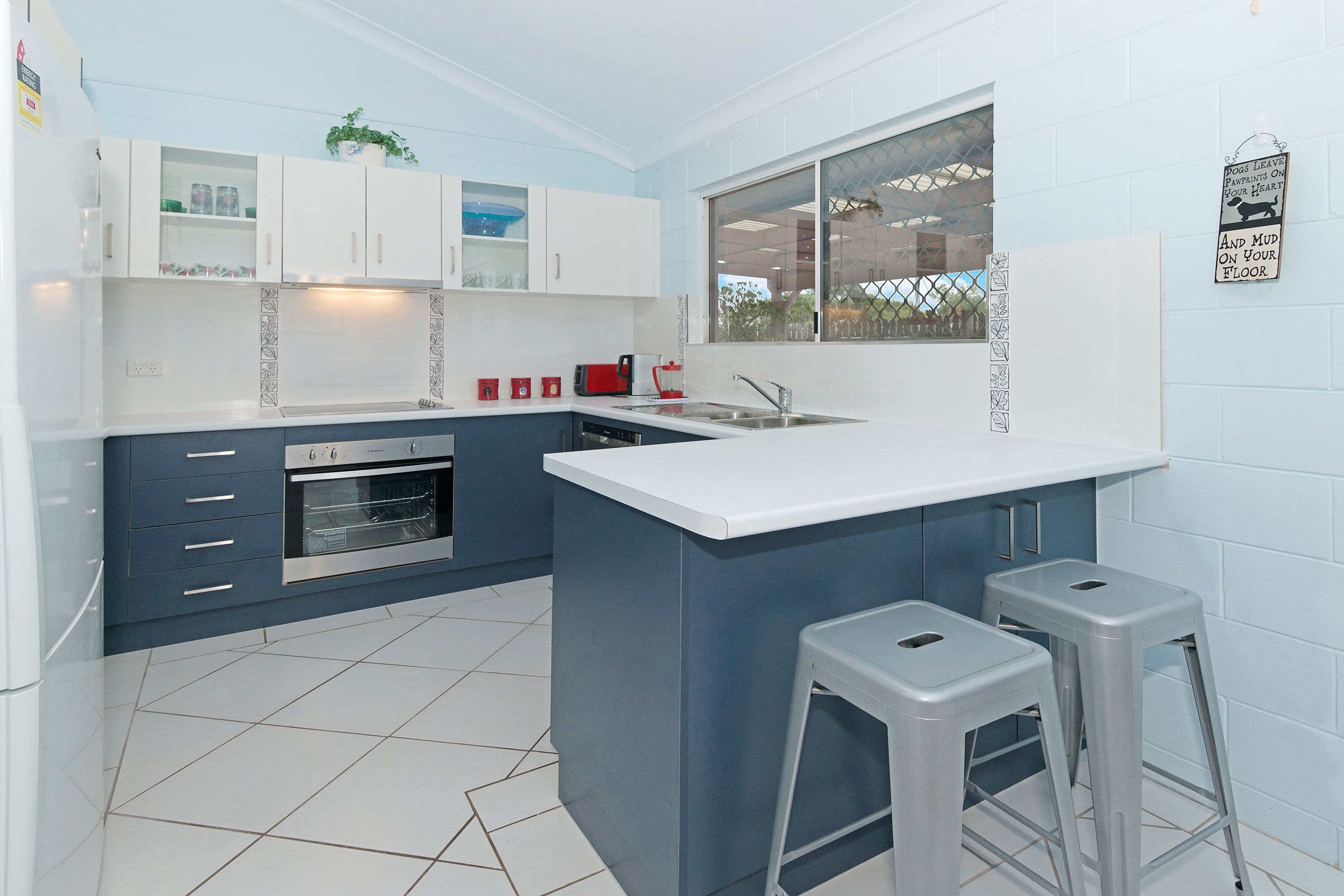 6 Margaret-Ellen Drive, Kelso QLD 4815, Kelso - Image 1