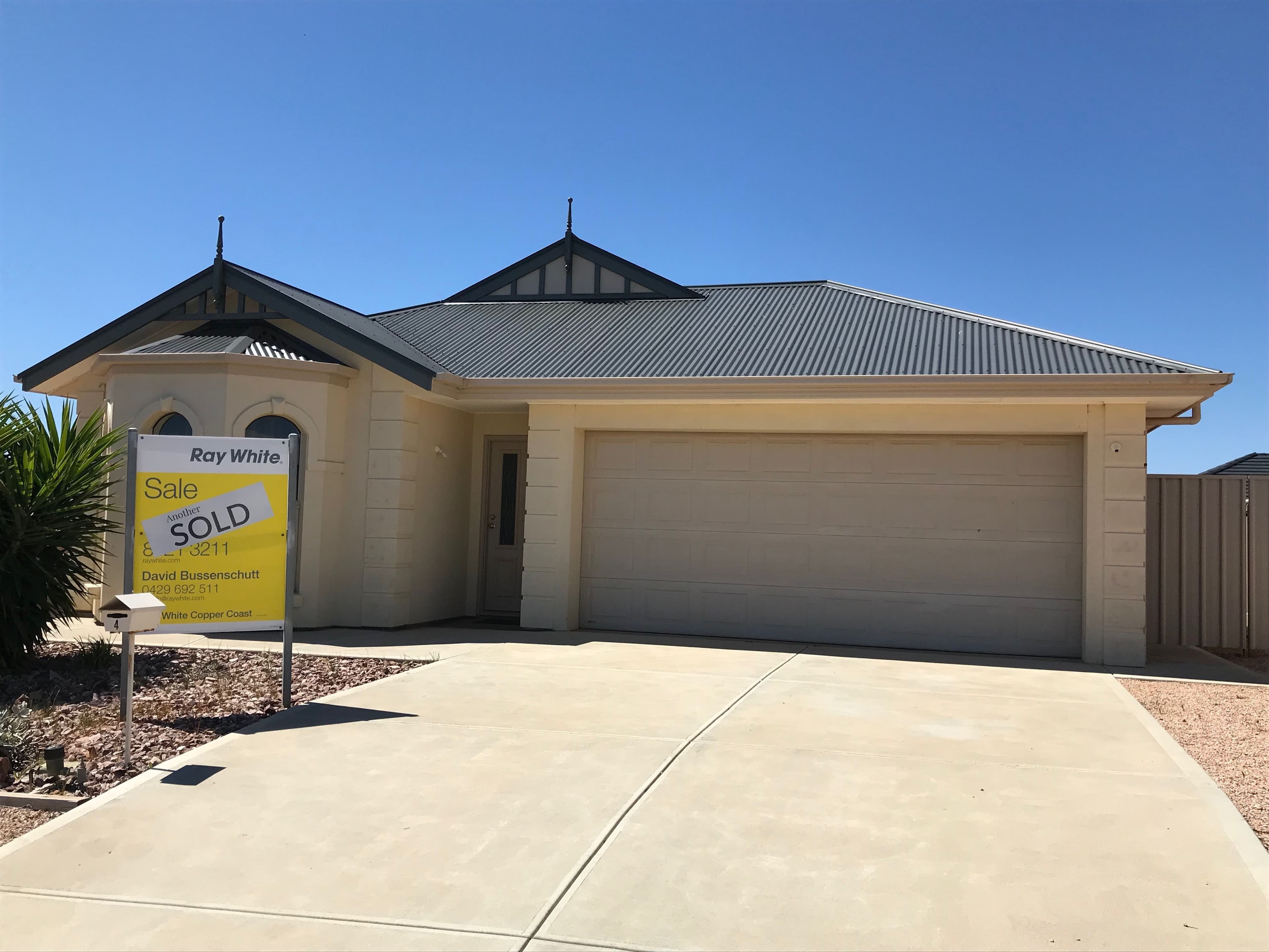 4 Albatross Street, Wallaroo SA 5556, Wallaroo - Image 1