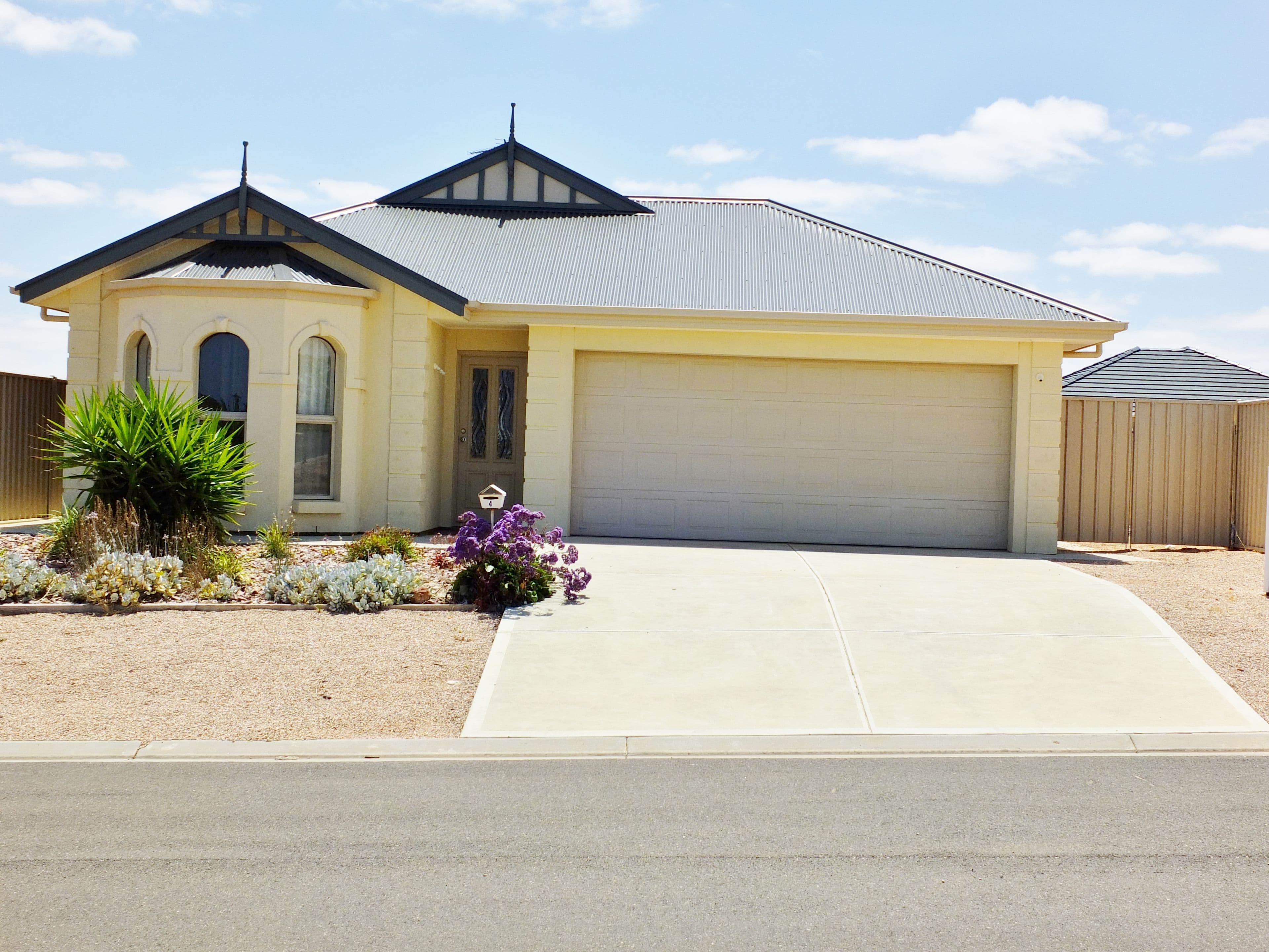 4 Albatross Street, Wallaroo SA 5556, Wallaroo - Thumbnail 2