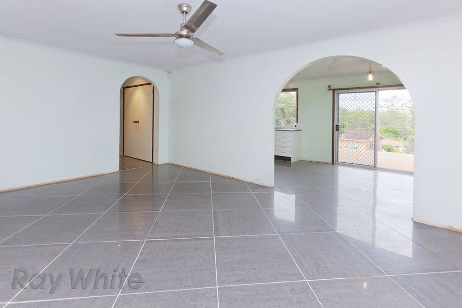 33 Karen Street, CAMIRA QLD 4300, Camira - Thumbnail 3