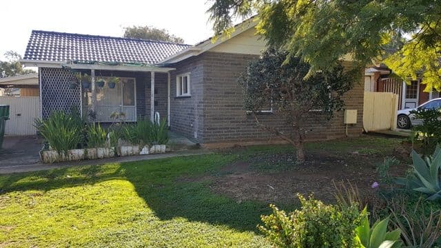 15 Mckenzie Road, Elizabeth Downs SA 5113, Elizabeth Downs - Thumbnail 2